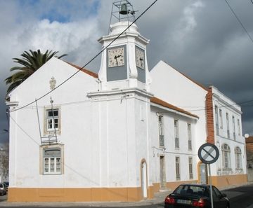 CMA lança concurso para reabilitação das escolas velhas CMA lança concurso para reabilitação das escolas velhas
