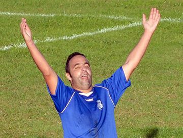 Matias bisa e apura U. Almeirim