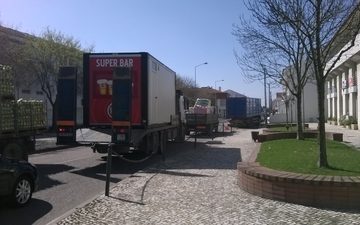 Camião avariado provoca longas filas