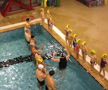 Piscinas com aulas para os pais