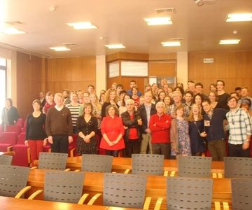 Coro da Universidade de Maastrich recebido