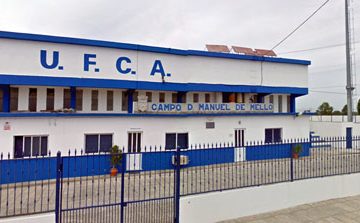 Estádio do U. Almeirim de novo à venda