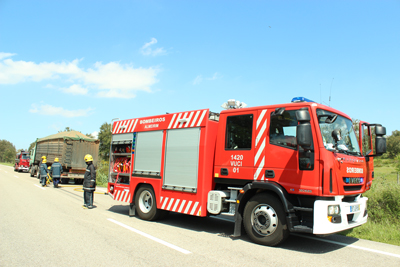 Incêndio em camião na Raposa Incêndio em camião na Raposa