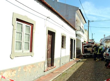 Idosa morre em incêndio. Funeral esta quinta-feira (VÍDEO)