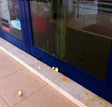 Loja vandalizada em Almeirim Loja vandalizada em Almeirim