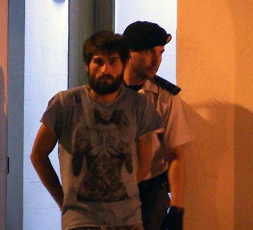 Noticia O Almeirinense: Prisão preventiva para assaltante romeno (VÍDEO) Noticia O Almeirinense: Prisão preventiva para assaltante romeno (VÍDEO)