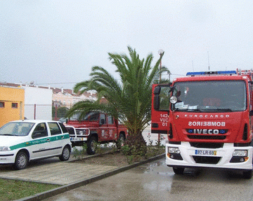 Ministério Administração Interna e Protecção Civil reforçam posição em Almeirim Ministério Administração Interna e Protecção Civil reforçam posição em Almeirim