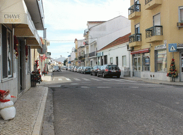 Comerciantes animam da Rua dos Aliados