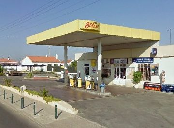 Bomba assaltada em Fazendas de Almeirim