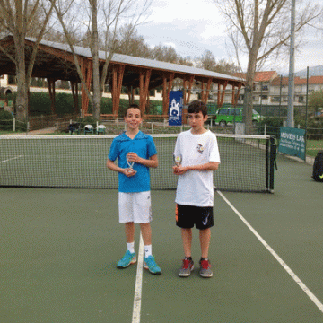 Vasco Carvalho atinge final histórica