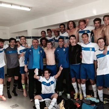 U. Almeirim faz história e apura-se para final