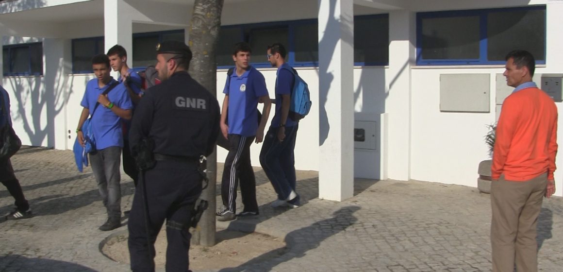 Agressões no jogo dos juniores do U. Almeirim (VIDEO)