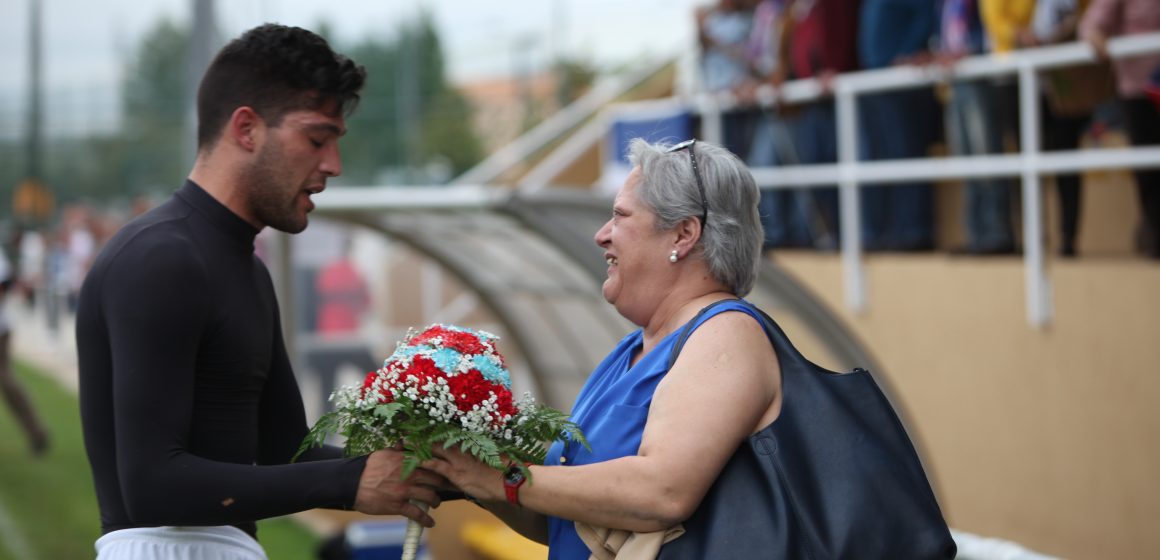 Almeirinense ganha Taça do Ribatejo em dia de aniversário