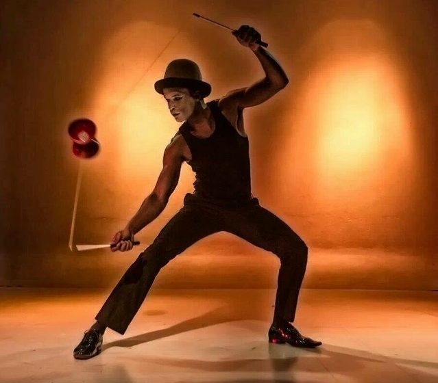 Footkart organiza Gala com artista