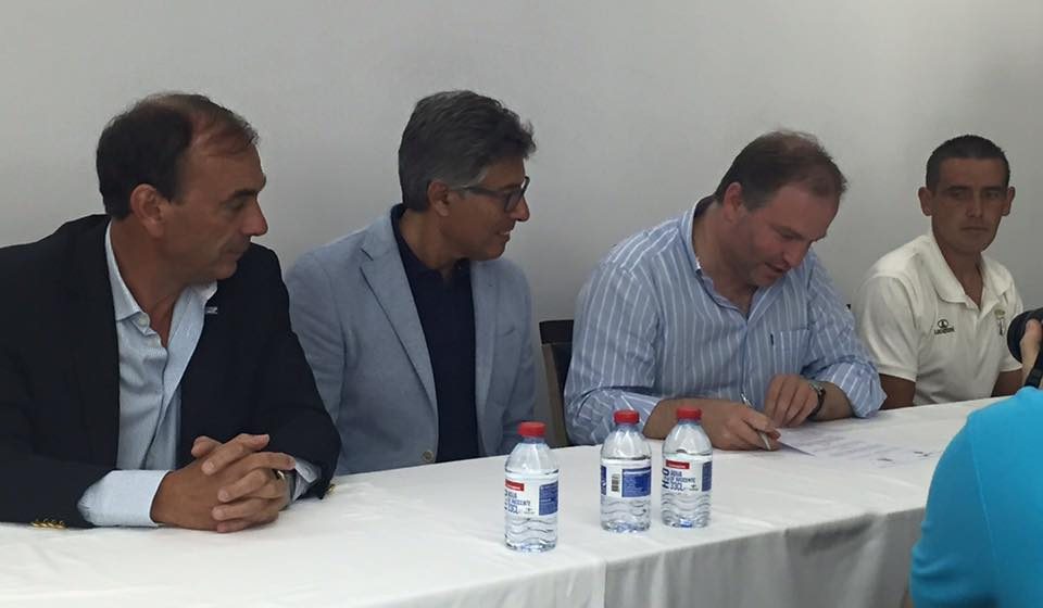 Almeirim assina acordo para Centro Treino de Árbitros