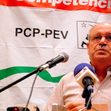 Ex-vereador testemunha de Ricardo Salgado Ex-vereador testemunha de Ricardo Salgado