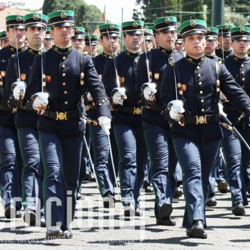 Hoje é dia de festa: Aniversário da GNR corta trânsito em Almeirim