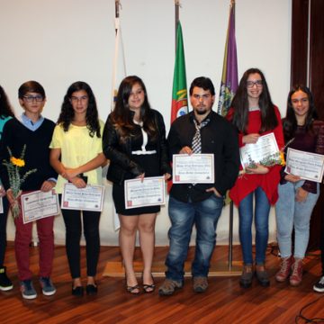 Rotary Club de Almeirim distingue alunos (c/vídeo e fotogaleria) Rotary Club de Almeirim distingue alunos (c/vídeo e fotogaleria)