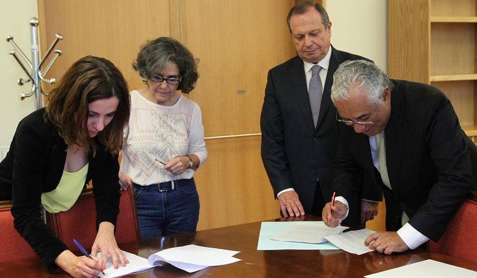 Campanha de recolha de assinaturas para encerrar Almaraz traz “Os Verdes” a Almeirim Campanha de recolha de assinaturas para encerrar Almaraz traz “Os Verdes” a Almeirim