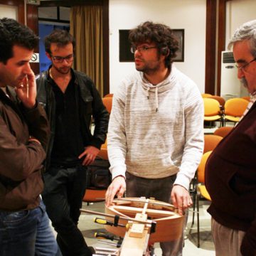 Guitarra D’Alma na oficina (c/vídeo) Guitarra D’Alma na oficina (c/vídeo)