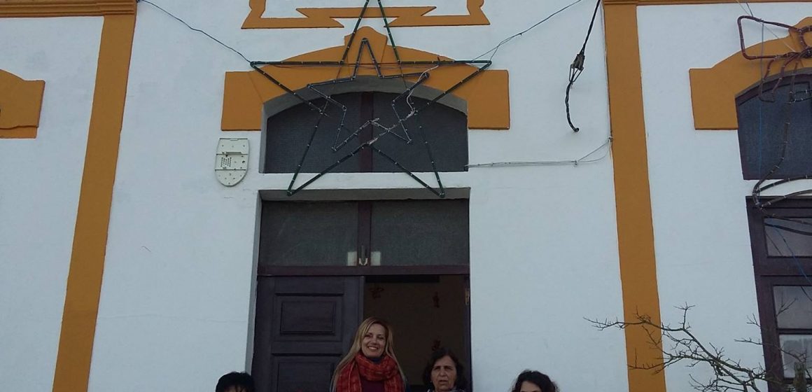Escola da Raposa reabre (c/fotos)