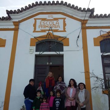 Escola da Raposa reabre (c/fotos)