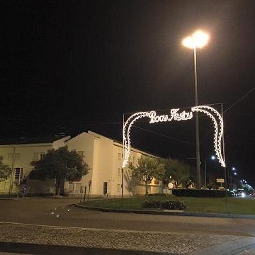 Regresso da iluminação de Natal custa três mil euros Regresso da iluminação de Natal custa três mil euros