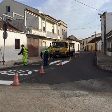 CMA pinta 150 passadeiras e coloca 60 kms de pinturas rodoviárias CMA pinta 150 passadeiras e coloca 60 kms de pinturas rodoviárias