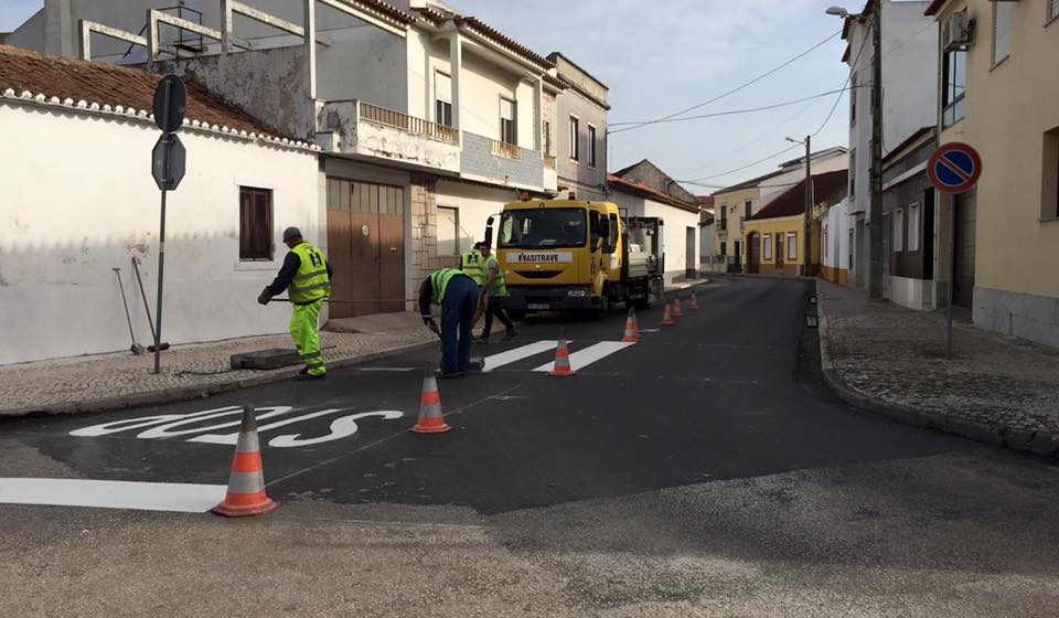 CMA pinta 150 passadeiras e coloca 60 kms de pinturas rodoviárias