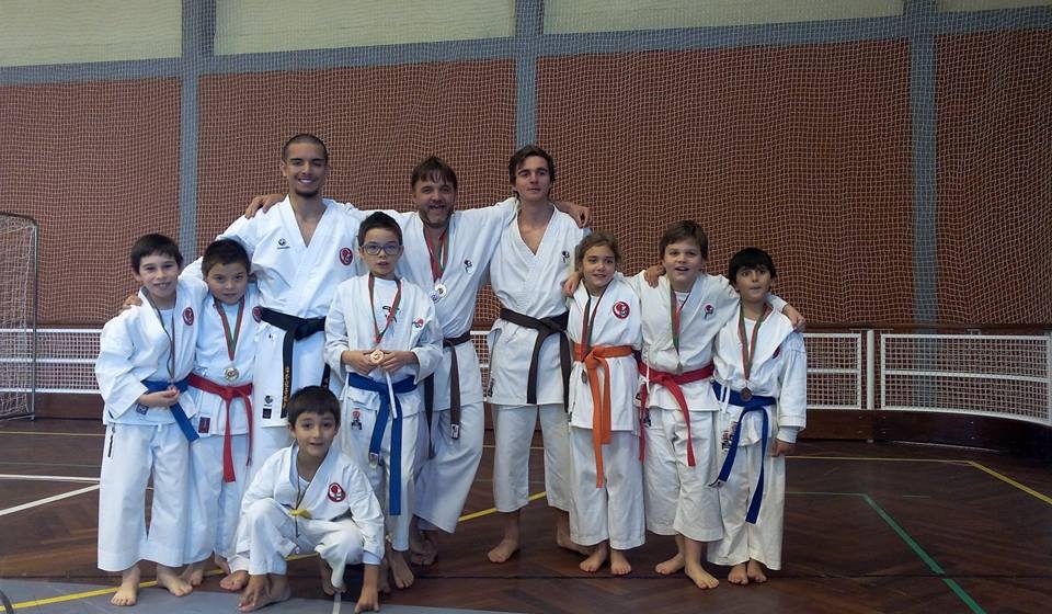 Centro Karate Shotokan de Benfica consegue sete pódios