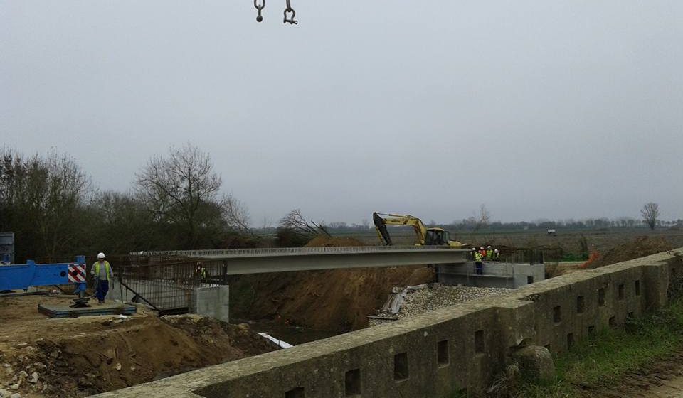 Tabuleiro da ponte colocado