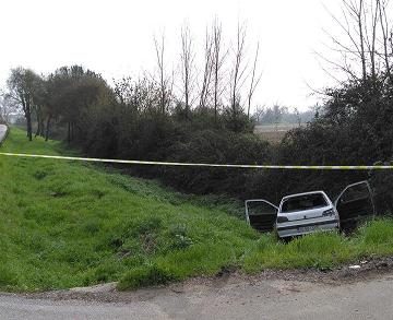 Carro suspeito de actos ilícitos despista-se em Almeirim Carro suspeito de actos ilícitos despista-se em Almeirim