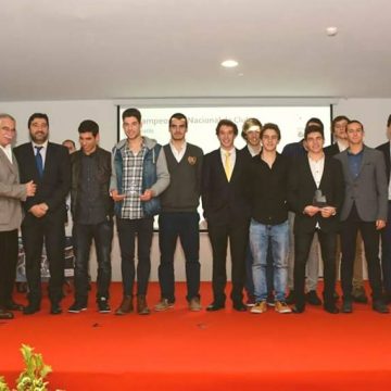 Águias de Alpiarça recebe “faixas” de Campeão