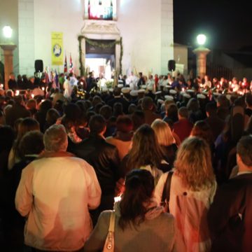 Imagem Peregrina de Nossa Senhora de Fátima visitou Almeirim (c/vídeo)