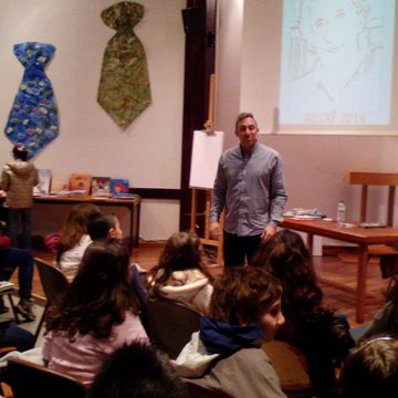 Escritor e ilustrador Pedro Seromenho visita escola de Almeirim