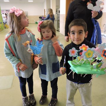 Escolas das Fazendas assinalam Dia da Família e da Flor