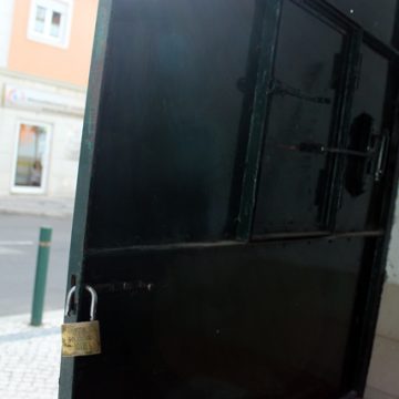 Tentativa de assalto a café em Almeirim