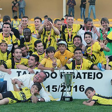 Taça: Sábado para esquecer Taça: Sábado para esquecer