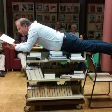 Presidente da Câmara entra nas Acrobacias Literárias