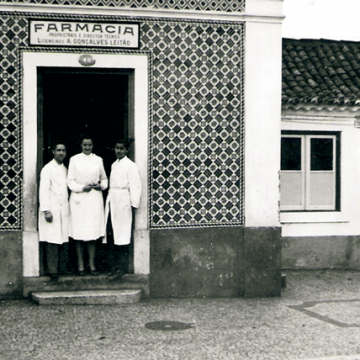 O percurso centenário da Farmácia Barreto do Carmo O percurso centenário da Farmácia Barreto do Carmo
