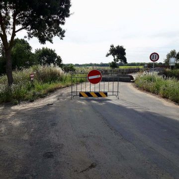 Câmara fecha ponte para construir uma nova