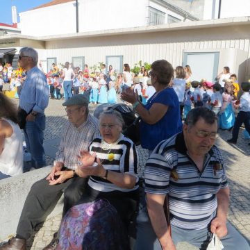 Mês de Arraial, Marchas e Santos Populares