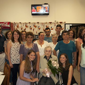Idosa completa 100 anos na Raposa (C/fotos) Idosa completa 100 anos na Raposa (C/fotos)