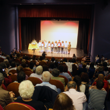 Ainda há bilhetes para o “Pantufa e Augusto”