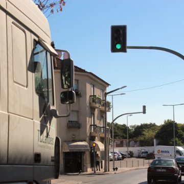 Câmara Municipal investe um milhão em LED’s (VIDEO) Câmara Municipal investe um milhão em LED’s (VIDEO)