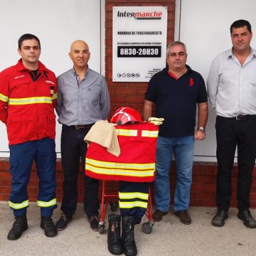 Intermarché de Almeirim oferece equipamentos aos Bombeiros