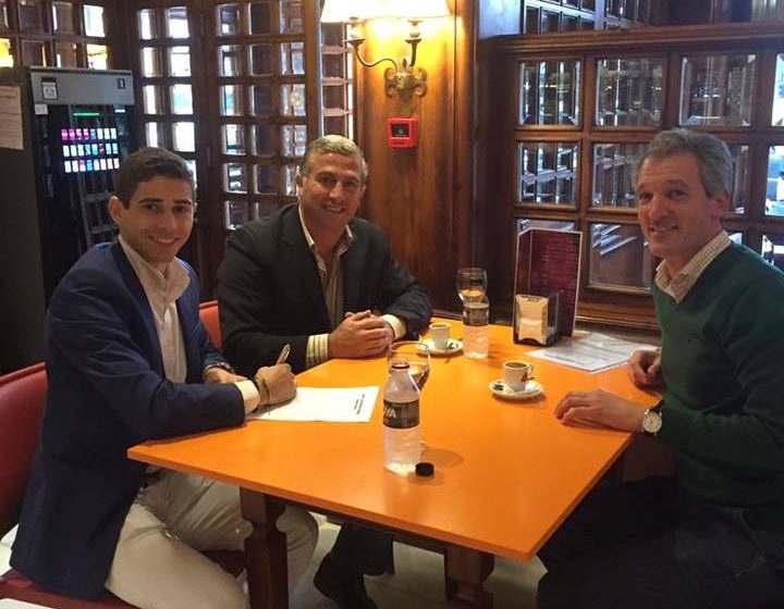 Diogo Peseiro assina acordo válido por sete anos e dá novo rumo à carreira
