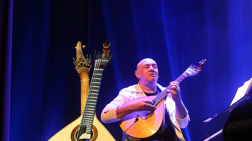 Guitarra d’Alma termina com Sexteto de Custódio Castelo (c/ fotos e vídeo)