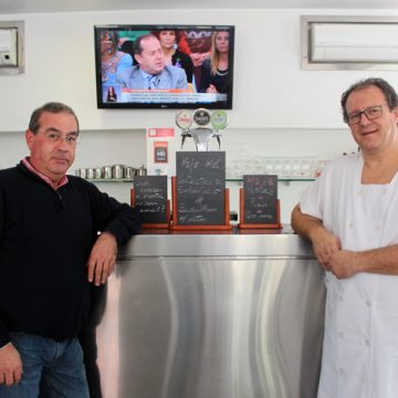 Jaquim D’Adelina reabriu com nova gerência