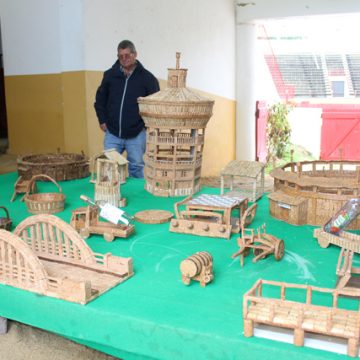 Exposição de cortiça na Praça de Touros de Almeirim